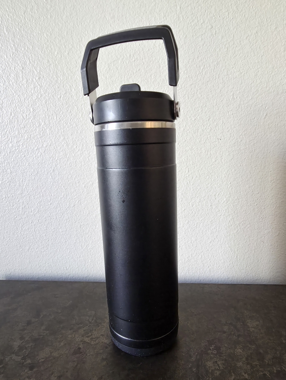 Pelican 26 Oz Pacific Bottle In Black, Lightly Used